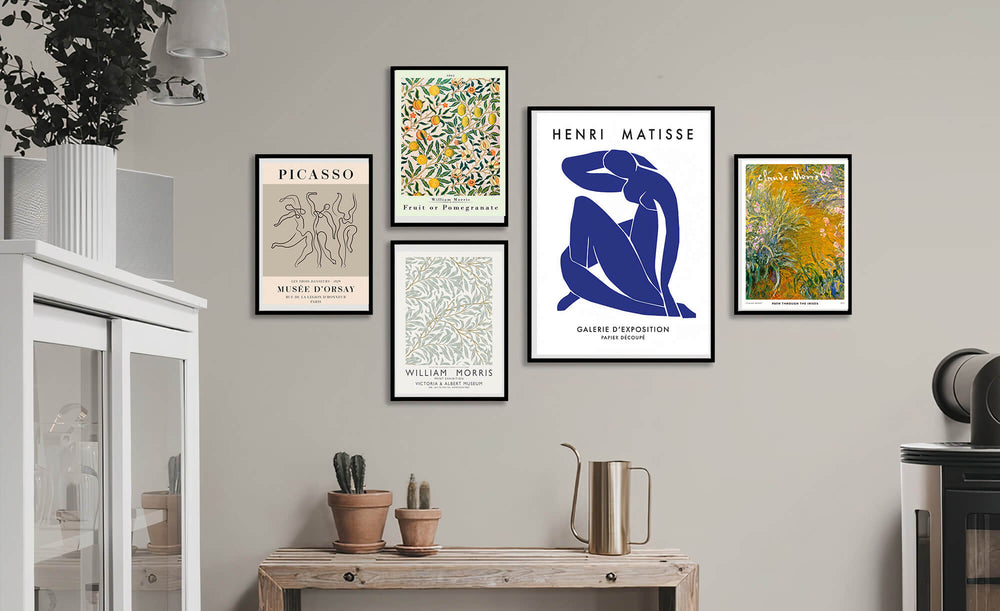 Stor billede med plakater af Henri Matisse, William Morris, Claude Monet, Frida Kahlo