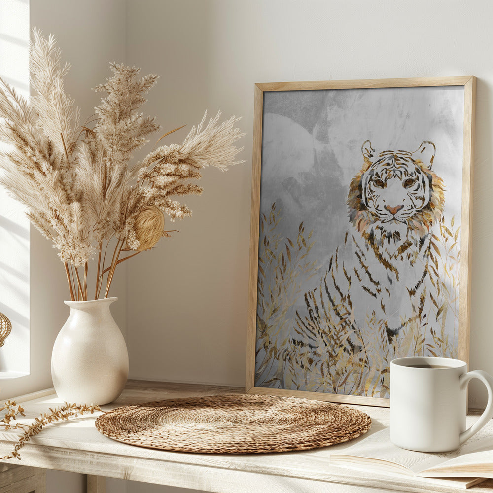 Golden Tiger in the leaves - plakatstore