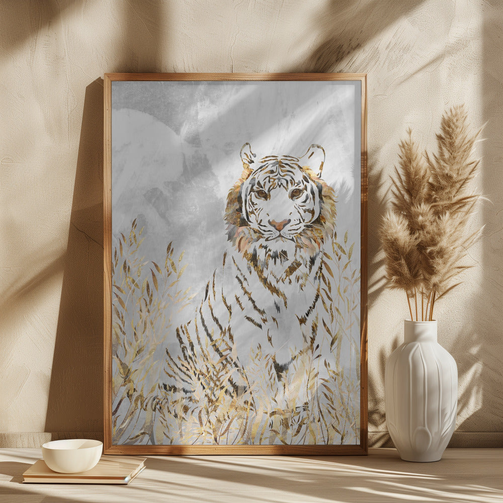 Golden Tiger in the leaves - plakatstore