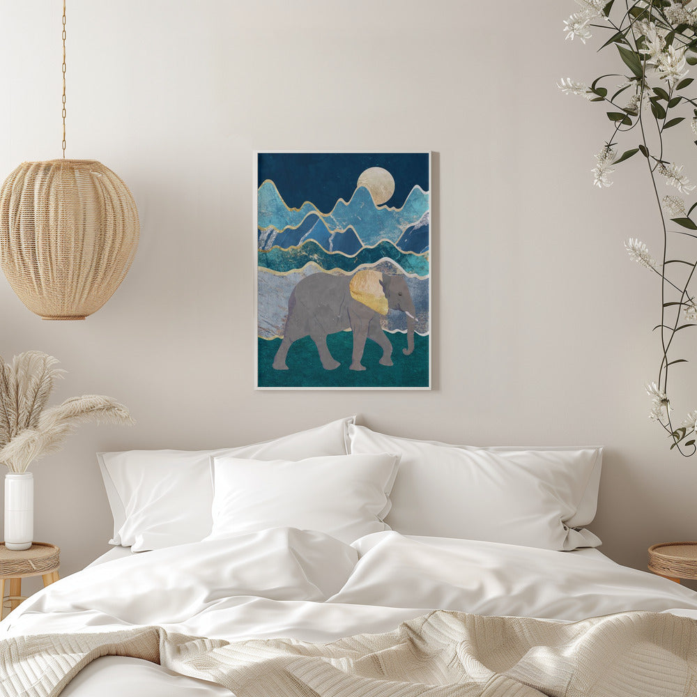 Metallic Elephant in the Moonlit Mountains - plakatstore